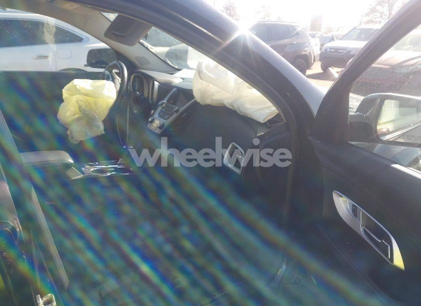 Photo 5 of 2016 Chevrolet Equinox LT (VIN 2GNFLFEK0G6321351)