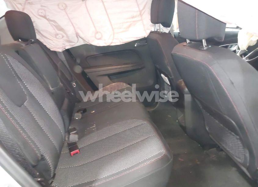 Photo 8 of 2016 Chevrolet Equinox LT (VIN 2GNFLFEK0G6357685)