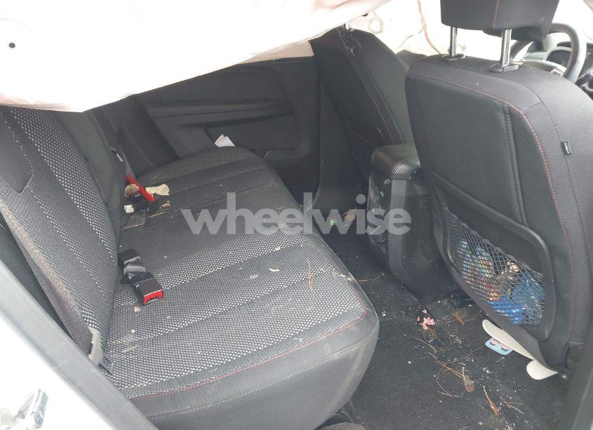 Photo 8 of 2017 Chevrolet Equinox LT (VIN 2GNFLFEK0H6198734)