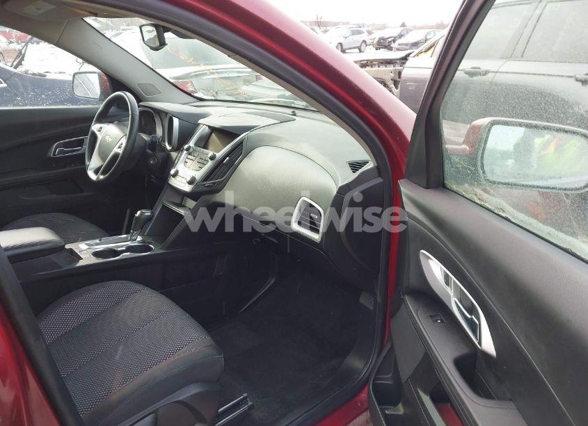 Photo 5 of 2017 Chevrolet Equinox LT (VIN 2GNFLFEK0H6243624)