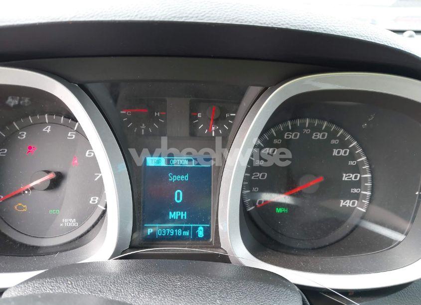 Photo 7 of 2017 Chevrolet Equinox LT (VIN 2GNFLFEK0H6243624)