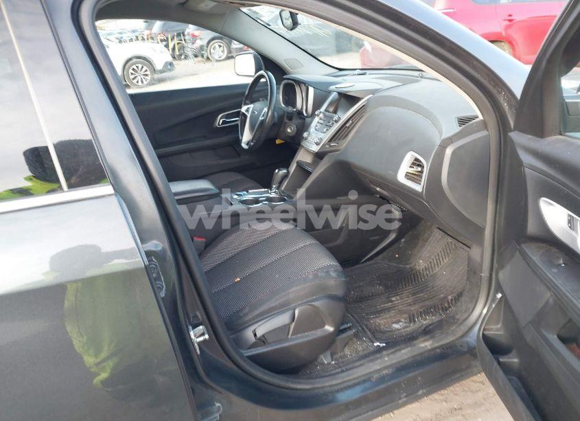 Photo 5 of 2017 Chevrolet Equinox LT (VIN 2GNFLFEK0H6261668)