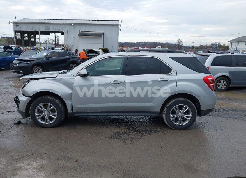 Photo 13 of 2017 Chevrolet Equinox LT (VIN 2GNFLFEK0H6317690)