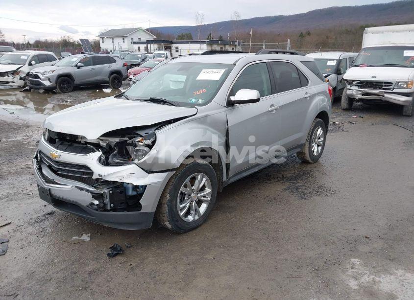 Photo 2 of 2017 Chevrolet Equinox LT (VIN 2GNFLFEK0H6317690)