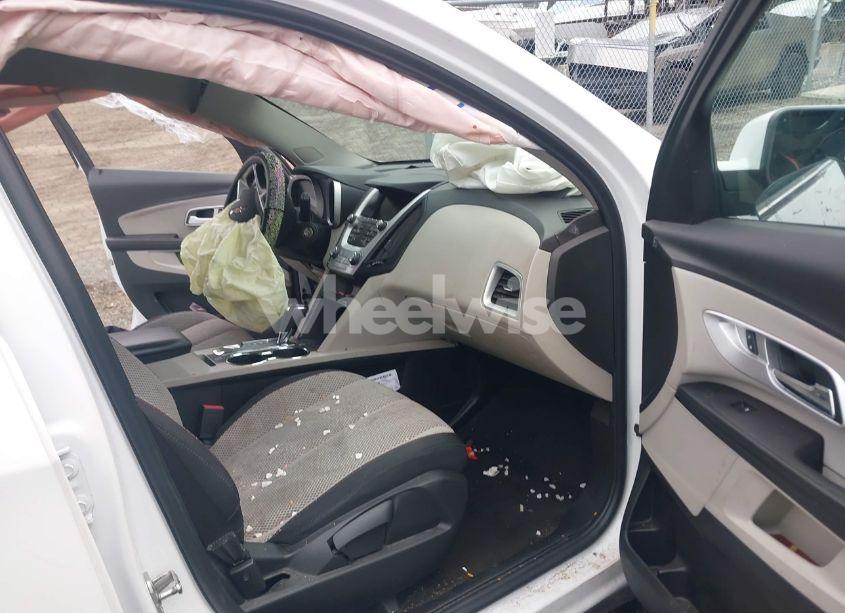 Photo 5 of 2017 Chevrolet Equinox LT (VIN 2GNFLFEK0H6320301)