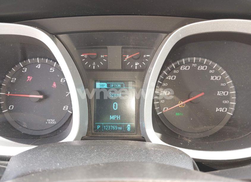 Photo 7 of 2017 Chevrolet Equinox LT (VIN 2GNFLFEK1H6124982)