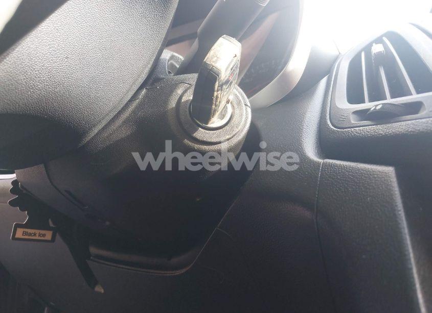 Photo 11 of 2017 Chevrolet Equinox LT (VIN 2GNFLFEK1H6182932)