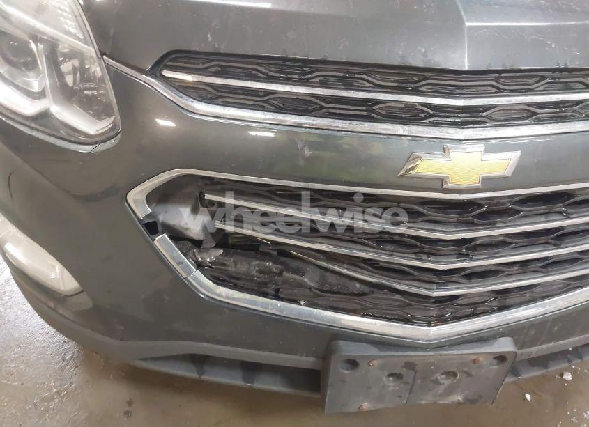 Photo 6 of 2017 Chevrolet Equinox LT (VIN 2GNFLFEK1H6203360)