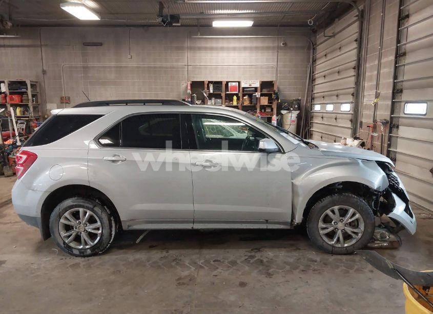 Photo 14 of 2017 Chevrolet Equinox LT (VIN 2GNFLFEK1H6224631)