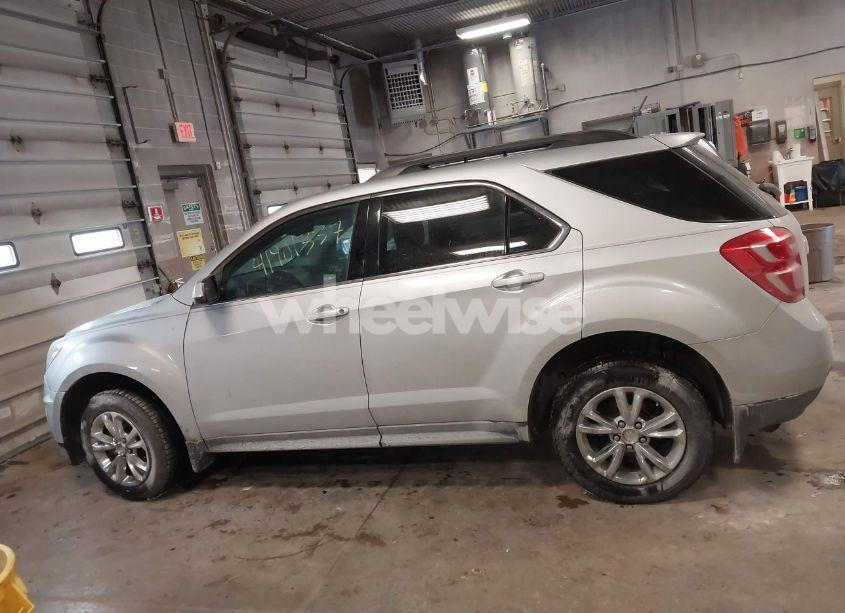 Photo 15 of 2017 Chevrolet Equinox LT (VIN 2GNFLFEK1H6224631)