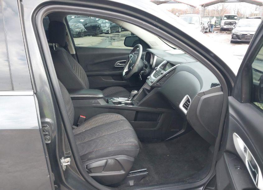 Photo 5 of 2017 Chevrolet Equinox LT (VIN 2GNFLFEK1H6298860)