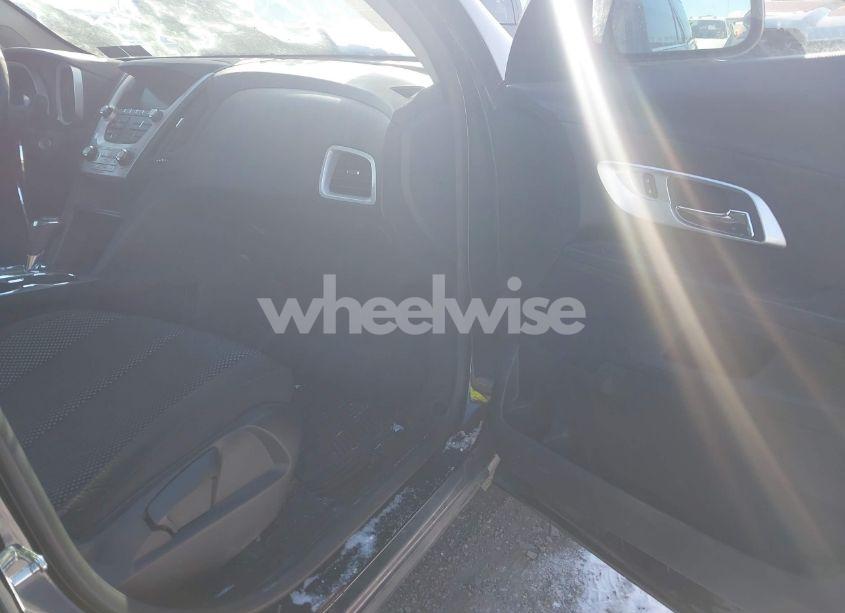 Photo 5 of 2016 Chevrolet Equinox LT (VIN 2GNFLFEK2G6194036)