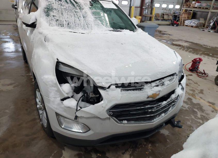 Photo 6 of 2017 Chevrolet Equinox LT (VIN 2GNFLFEK2H6146764)