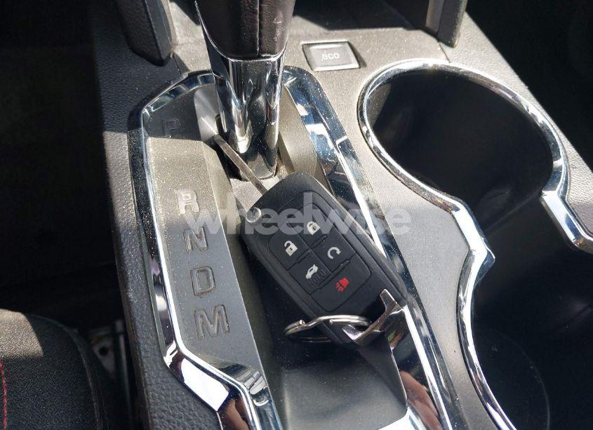 Photo 11 of 2017 Chevrolet Equinox LT (VIN 2GNFLFEK2H6163578)