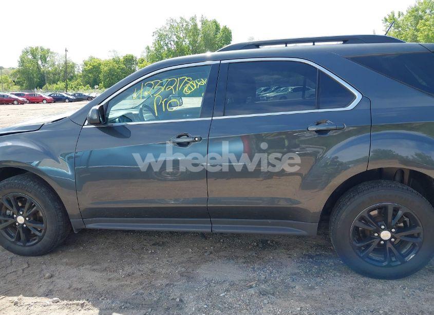 Photo 14 of 2017 Chevrolet Equinox LT (VIN 2GNFLFEK2H6163578)