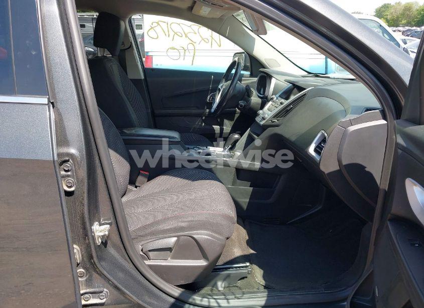 Photo 5 of 2017 Chevrolet Equinox LT (VIN 2GNFLFEK2H6163578)