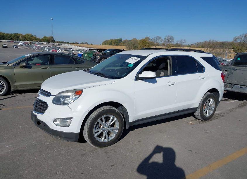 Photo 2 of 2017 Chevrolet Equinox LT (VIN 2GNFLFEK2H6172846)