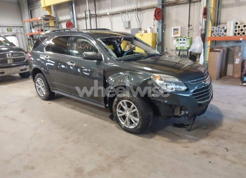 2017 Chevrolet Equinox LT (VIN 2GNFLFEK2H6193020) main photo