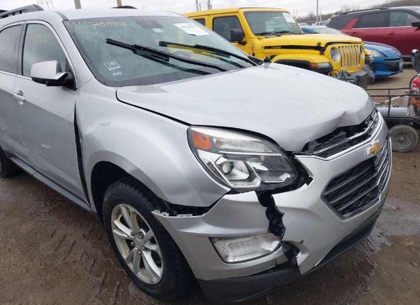 Photo 6 of 2017 Chevrolet Equinox LT (VIN 2GNFLFEK2H6194071)