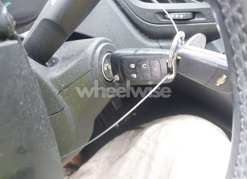 Photo 11 of 2017 Chevrolet Equinox LT (VIN 2GNFLFEK2H6217607)