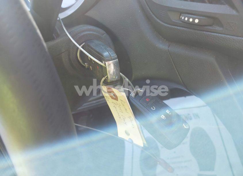 Photo 11 of 2017 Chevrolet Equinox LT (VIN 2GNFLFEK2H6243124)