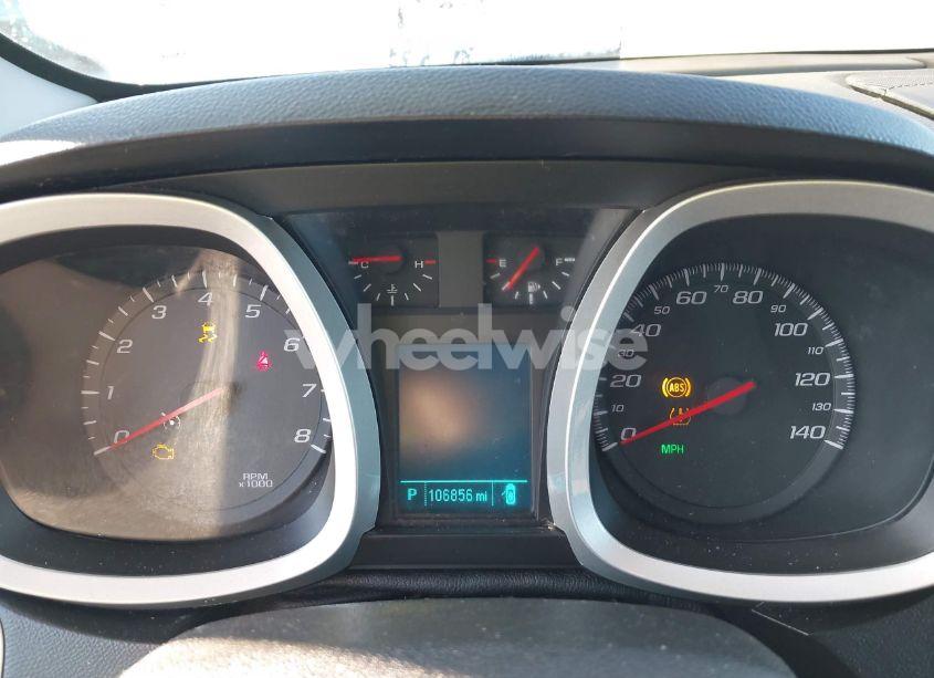 Photo 7 of 2017 Chevrolet Equinox LT (VIN 2GNFLFEK2H6250011)