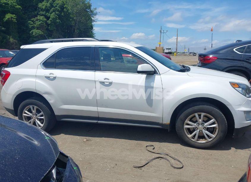 Photo 13 of 2017 Chevrolet Equinox LT (VIN 2GNFLFEK2H6253992)