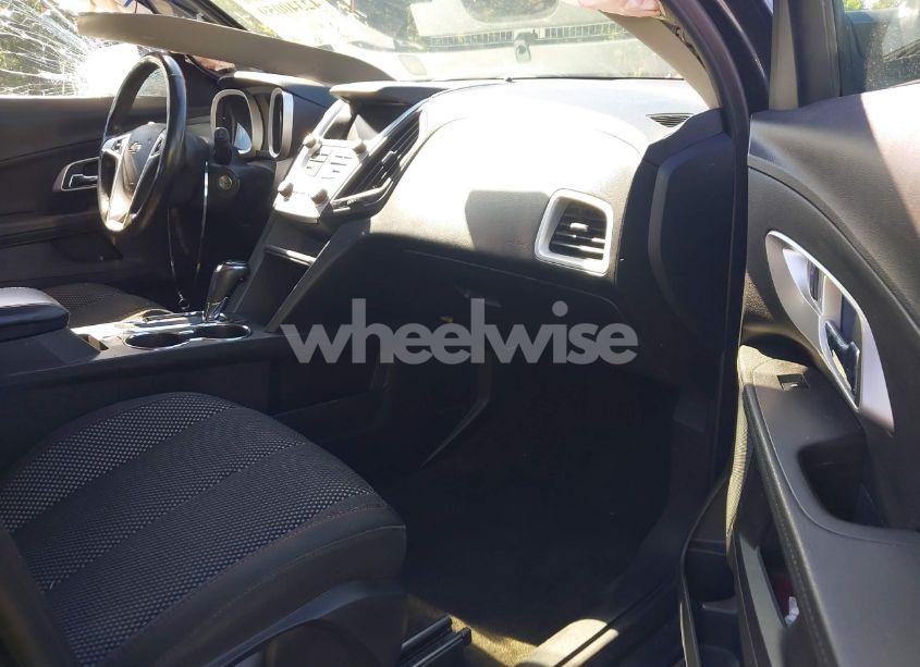 Photo 5 of 2017 Chevrolet Equinox LT (VIN 2GNFLFEK2H6273109)