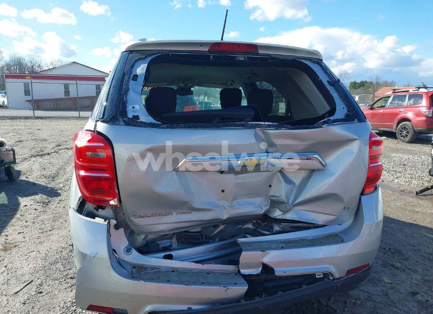 Photo 6 of 2017 Chevrolet Equinox LT (VIN 2GNFLFEK2H6318811)