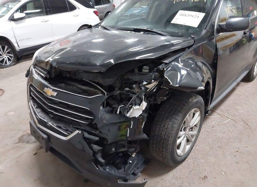Photo 6 of 2017 Chevrolet Equinox LT (VIN 2GNFLFEK3H6232259)
