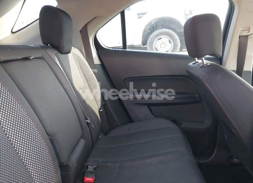 Photo 8 of 2017 Chevrolet Equinox LT (VIN 2GNFLFEK3H6235680)