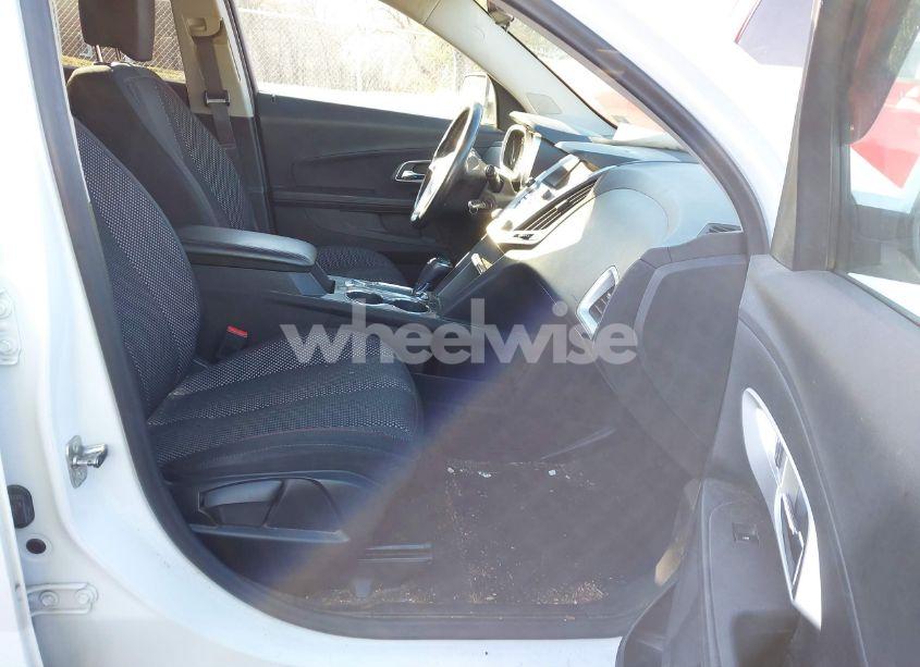 Photo 5 of 2017 Chevrolet Equinox LT (VIN 2GNFLFEK3H6307736)