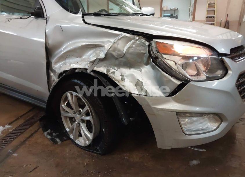 Photo 6 of 2017 Chevrolet Equinox LT (VIN 2GNFLFEK3H6342499)