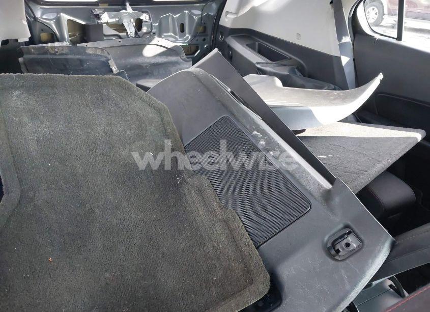 Photo 8 of 2017 Chevrolet Equinox LT (VIN 2GNFLFEK4H6221769)