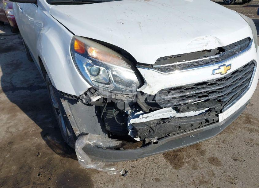 Photo 6 of 2017 Chevrolet Equinox LT (VIN 2GNFLFEK4H6271331)