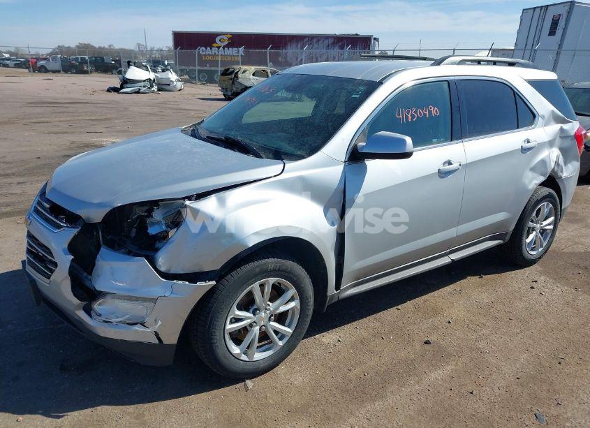 Photo 2 of 2017 Chevrolet Equinox LT (VIN 2GNFLFEK4H6282720)