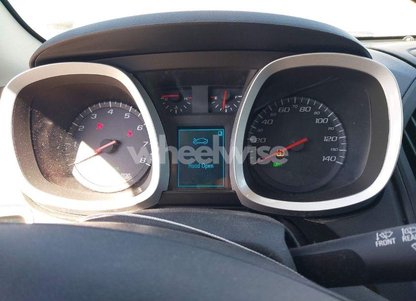 Photo 7 of 2017 Chevrolet Equinox LT (VIN 2GNFLFEK4H6282720)