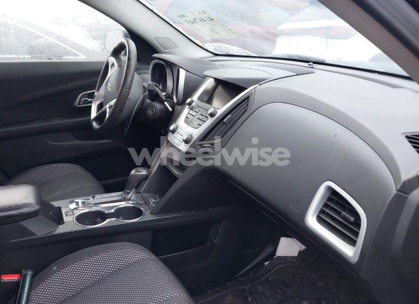 Photo 5 of 2017 Chevrolet Equinox LT (VIN 2GNFLFEK4H6301198)