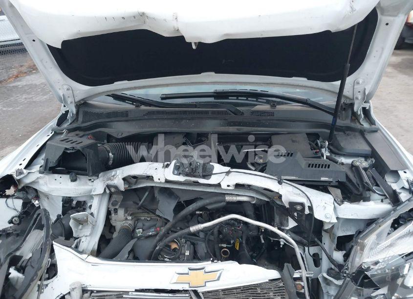 Photo 10 of 2017 Chevrolet Equinox LT (VIN 2GNFLFEK4H6304876)