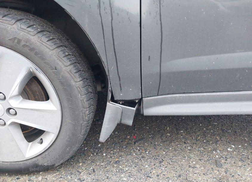 Photo 6 of 2014 Chevrolet Equinox 1LT (VIN 2GNFLFEK5E6111924)