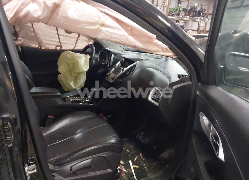 Photo 5 of 2017 Chevrolet Equinox LT (VIN 2GNFLFEK5H6166748)