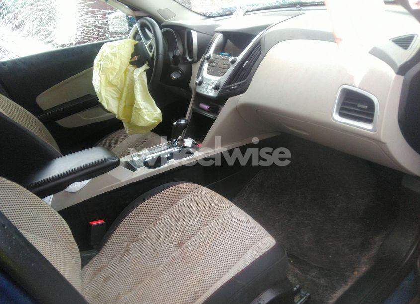 Photo 5 of 2017 Chevrolet Equinox LT (VIN 2GNFLFEK5H6169584)