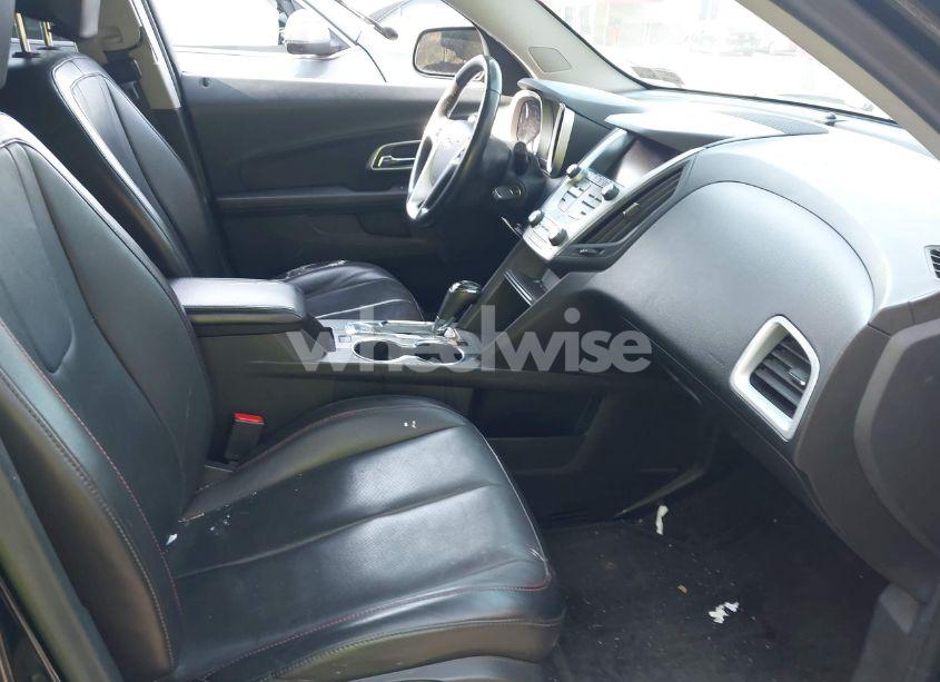 Photo 5 of 2017 Chevrolet Equinox LT (VIN 2GNFLFEK5H6269264)