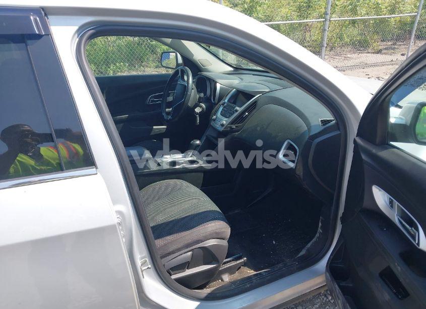 Photo 5 of 2017 Chevrolet Equinox LT (VIN 2GNFLFEK5H6343248)