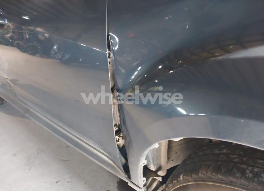 Photo 18 of 2017 Chevrolet Equinox LT (VIN 2GNFLFEK6H6104405)