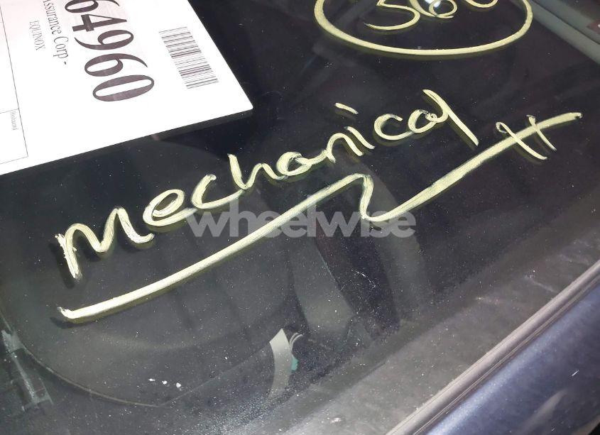 Photo 6 of 2017 Chevrolet Equinox LT (VIN 2GNFLFEK6H6104405)