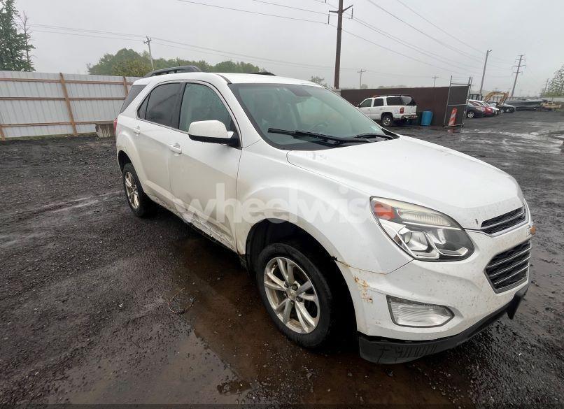 2017 Chevrolet Equinox LT (VIN 2GNFLFEK6H6111919) main photo