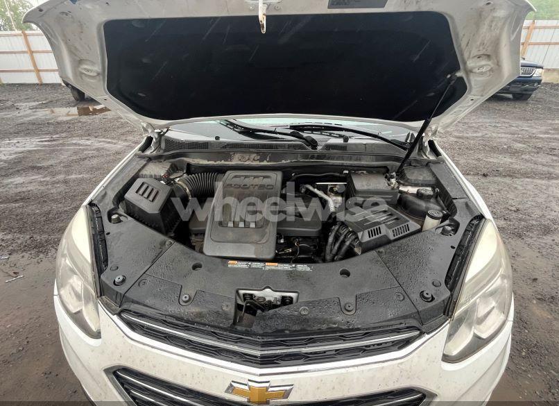 Photo 10 of 2017 Chevrolet Equinox LT (VIN 2GNFLFEK6H6111919)