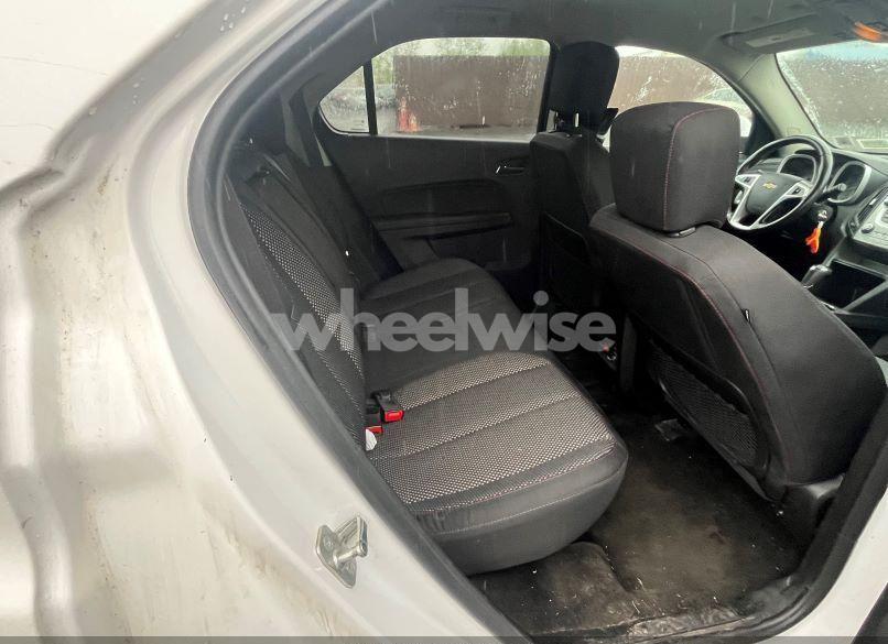 Photo 8 of 2017 Chevrolet Equinox LT (VIN 2GNFLFEK6H6111919)