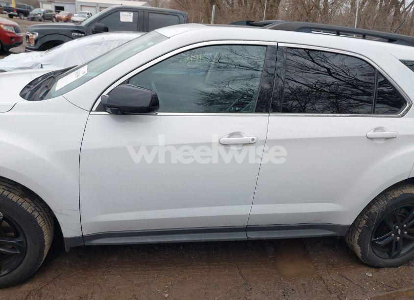 Photo 14 of 2017 Chevrolet Equinox LT (VIN 2GNFLFEK6H6127862)